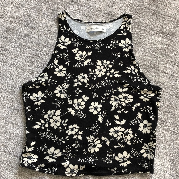 Abercrombie & Fitch Tops - Floral crop top Abercrombie & Fitch Tops - Floral crop top